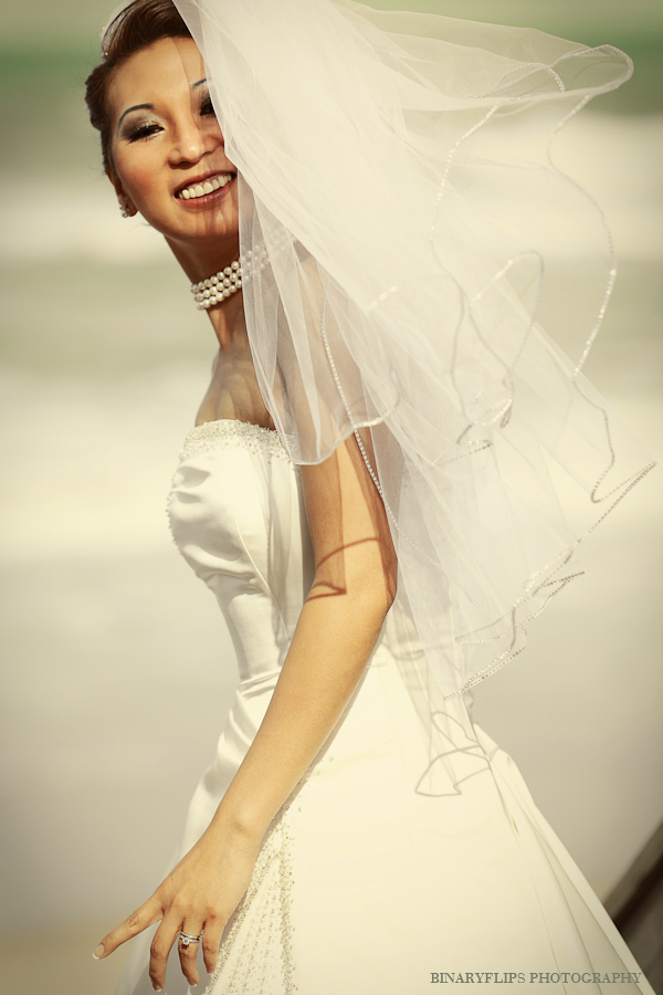 wedding portrait at the beach